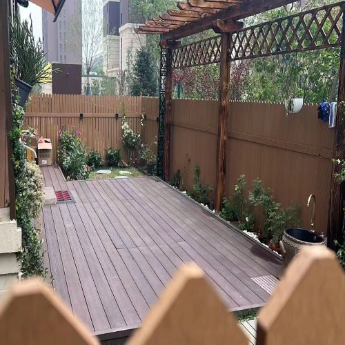 Outdoor PVC garden flooring, terraces, and wall panels are gradually entering the home decoration ma
